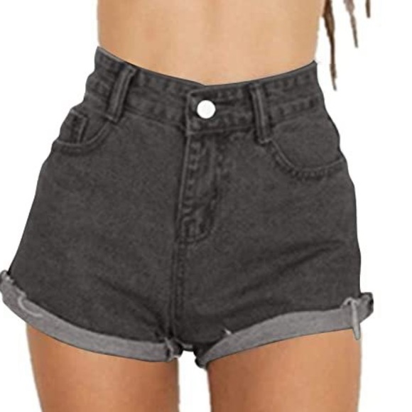 Levi’s 954 High-Rise Roll-Up Vintage Jean Shorts - 2/4 - Picture 4 of 17